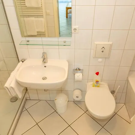 Astra Mit 2 Balkone Apartman *